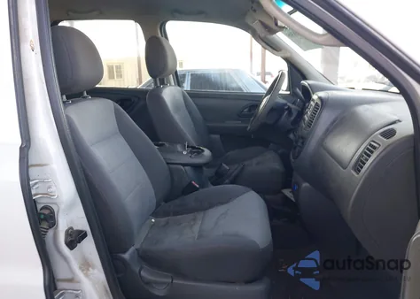 2004 Ford Escape Xls from USA, damaged, VIN 1FMCU02184DA22698